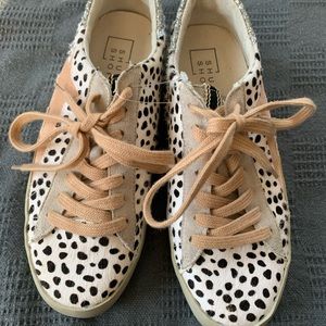 Shu Shop Sabrina Sneaker